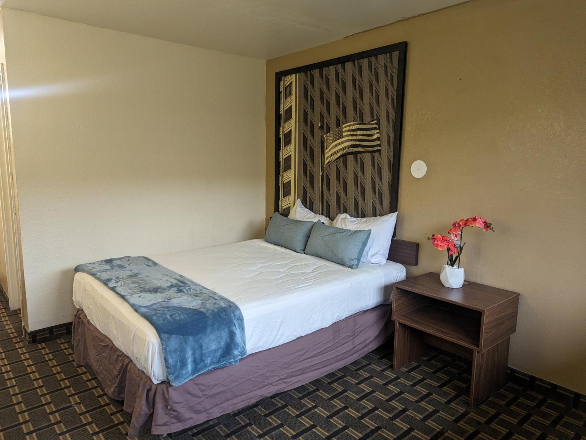Southern Comfort Hotel Талса Екстер'єр фото